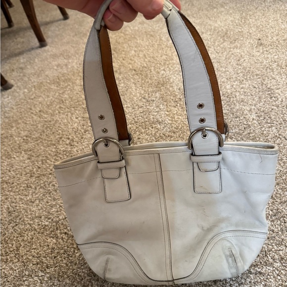 White leather small coach tote - Picture 2 of 4